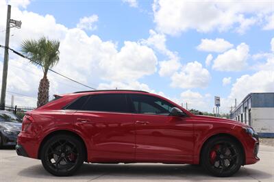 2025 Audi RS Q8 performance 4.0T quattro - Photo 6 - Jacksonville, FL 32211