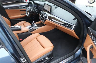 2023 BMW 5 Series 530i xDrive M Sport - Photo 11 - Jacksonville, FL 32211