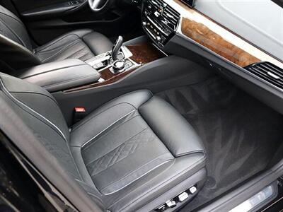 2019 BMW 5 Series M550i xDrive - Photo 12 - Jacksonville, FL 32211