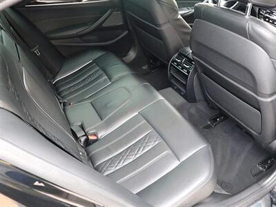 2019 BMW 5 Series M550i xDrive - Photo 14 - Jacksonville, FL 32211