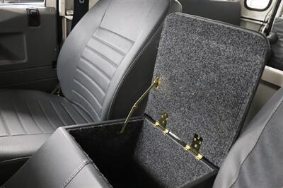 1997 Land Rover Defender 90 300 TDi - Photo 25 - Jacksonville, FL 32211