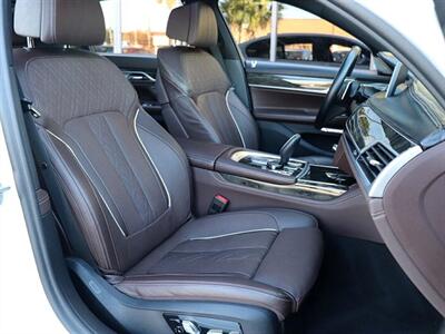 2018 BMW 7 Series 750i   - Photo 15 - Jacksonville, FL 32211