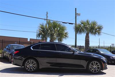 2021 BMW 3 Series 330i   - Photo 6 - Jacksonville, FL 32211