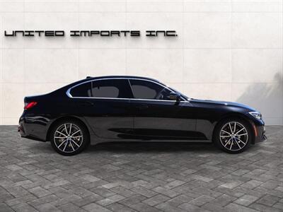 2021 BMW 3 Series 330i   - Photo 6 - Jacksonville, FL 32211