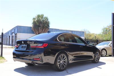 2021 BMW 3 Series 330i   - Photo 5 - Jacksonville, FL 32211