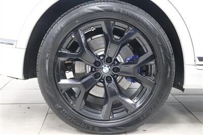 2019 BMW X7 xDrive50i   - Photo 97 - Jacksonville, FL 32211