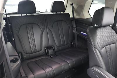 2019 BMW X7 xDrive50i   - Photo 15 - Jacksonville, FL 32211