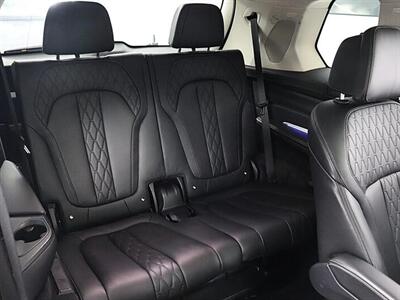 2019 BMW X7 xDrive50i   - Photo 15 - Jacksonville, FL 32211