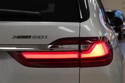 2019 BMW X7 xDrive50i   - Photo 94 - Jacksonville, FL 32211
