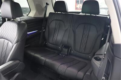 2019 BMW X7 xDrive50i   - Photo 19 - Jacksonville, FL 32211