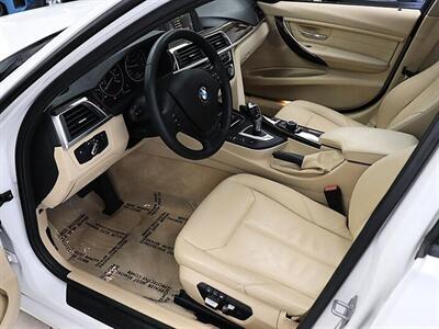 2016 BMW 3 Series 320i   - Photo 10 - Jacksonville, FL 32211