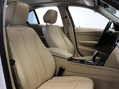 2016 BMW 3 Series 320i   - Photo 13 - Jacksonville, FL 32211