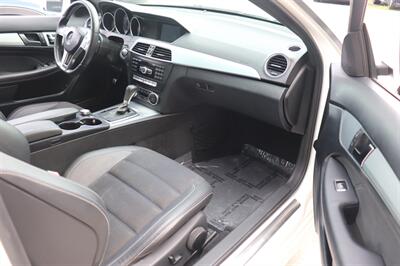 2015 Mercedes-Benz C 250 Sport - Photo 11 - Jacksonville, FL 32211
