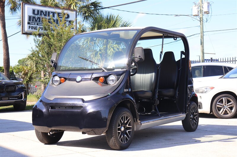 2022 Polaris GEM e4   - Photo 1 - Jacksonville, FL 32211