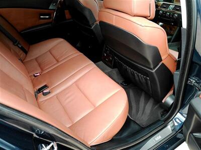 2007 BMW 550i   - Photo 11 - Jacksonville, FL 32211