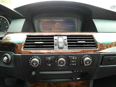 2007 BMW 550i   - Photo 15 - Jacksonville, FL 32211