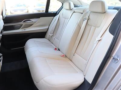 2016 BMW 740i - Photo 17 - Jacksonville, FL 32211