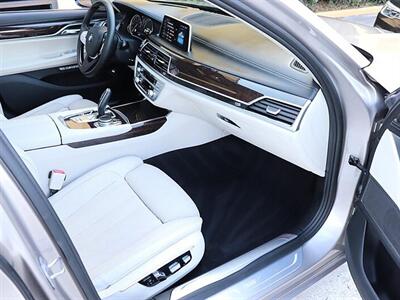 2016 BMW 740i - Photo 12 - Jacksonville, FL 32211