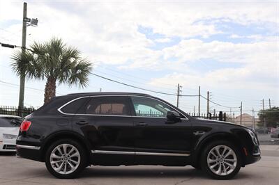 2019 Bentley Bentayga V8   - Photo 6 - Jacksonville, FL 32211