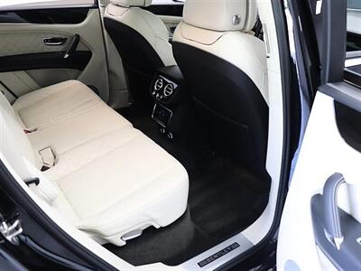 2019 Bentley Bentayga V8 - Photo 13 - Jacksonville, FL 32211