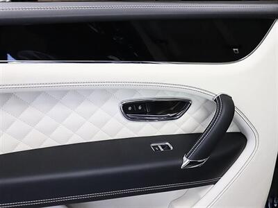 2019 Bentley Bentayga V8 - Photo 18 - Jacksonville, FL 32211