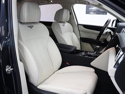 2019 Bentley Bentayga V8 - Photo 12 - Jacksonville, FL 32211
