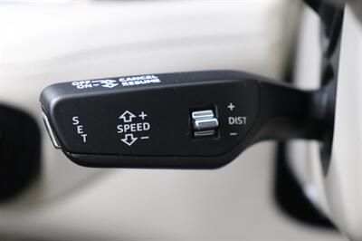 2019 Bentley Bentayga V8   - Photo 47 - Jacksonville, FL 32211