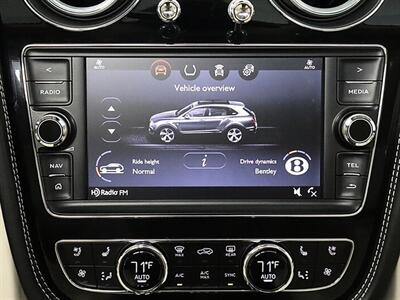 2019 Bentley Bentayga V8 - Photo 31 - Jacksonville, FL 32211