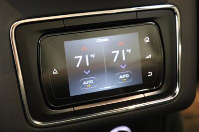 2019 Bentley Bentayga V8   - Photo 25 - Jacksonville, FL 32211