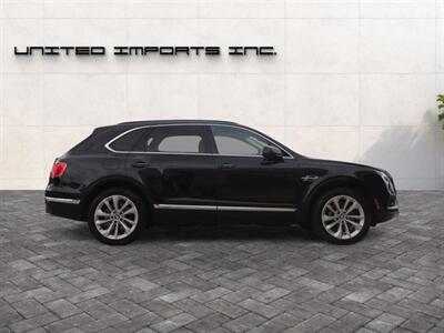 2019 Bentley Bentayga V8 - Photo 6 - Jacksonville, FL 32211