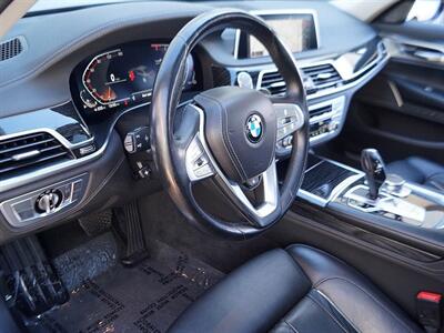 2022 BMW 7 Series 740i   - Photo 17 - Jacksonville, FL 32211