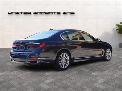 2022 BMW 7 Series 740i   - Photo 5 - Jacksonville, FL 32211
