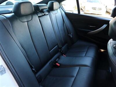 2018 BMW 3 Series 330i M Sport - Photo 14 - Jacksonville, FL 32211