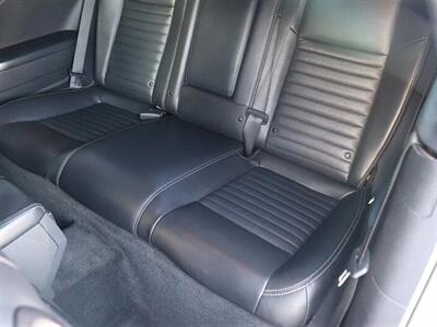 2011 Dodge Challenger SE   - Photo 12 - Jacksonville, FL 32211
