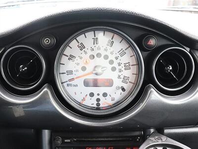 2005 MINI Cooper   - Photo 13 - Jacksonville, FL 32211