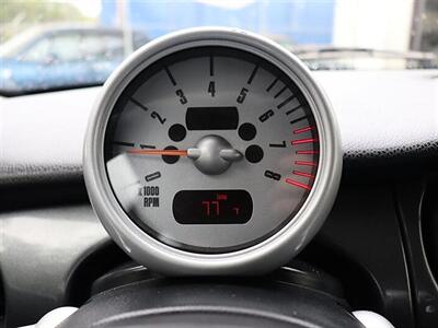 2005 MINI Cooper   - Photo 15 - Jacksonville, FL 32211
