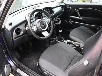 2005 MINI Cooper   - Photo 9 - Jacksonville, FL 32211