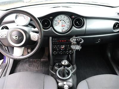 2005 MINI Cooper   - Photo 12 - Jacksonville, FL 32211