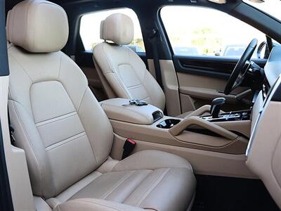 2019 Porsche Cayenne - Photo 15 - Jacksonville, FL 32211