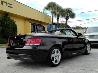 2010 BMW 135i   - Photo 5 - Jacksonville, FL 32211