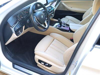 2018 BMW 5 Series 530i   - Photo 10 - Jacksonville, FL 32211