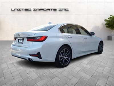 2020 BMW 330i   - Photo 5 - Jacksonville, FL 32211