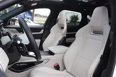 2024 Jaguar F-PACE P250 R-Dynamic S   - Photo 11 - Jacksonville, FL 32211