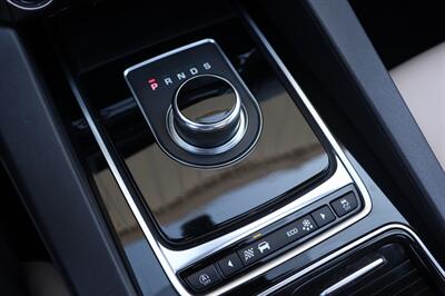2020 Jaguar F-PACE 25t Premium - Photo 28 - Jacksonville, FL 32211