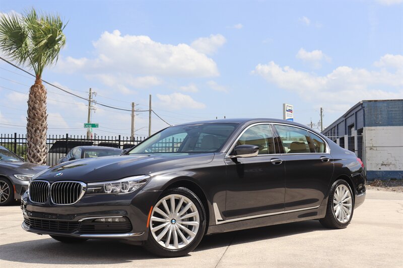 2018 BMW 7 Series 740i   - Photo 1 - Jacksonville, FL 32211