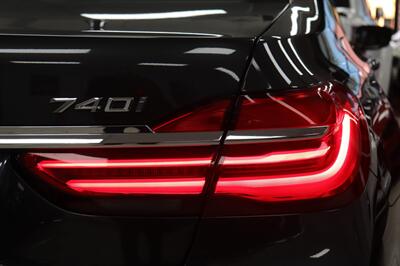 2018 BMW 7 Series 740i   - Photo 67 - Jacksonville, FL 32211