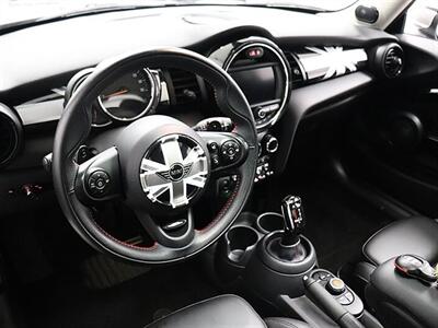 2020 MINI Cooper S Cooper S - Photo 18 - Jacksonville, FL 32211
