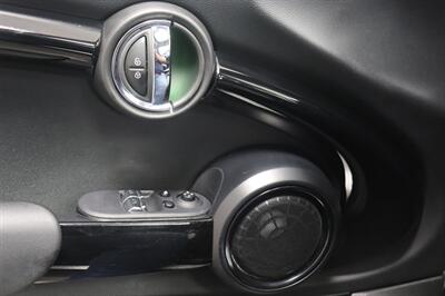 2020 MINI Cooper S - Photo 39 - Jacksonville, FL 32211