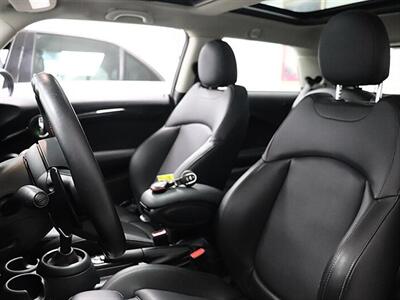 2020 MINI Cooper S Cooper S - Photo 10 - Jacksonville, FL 32211