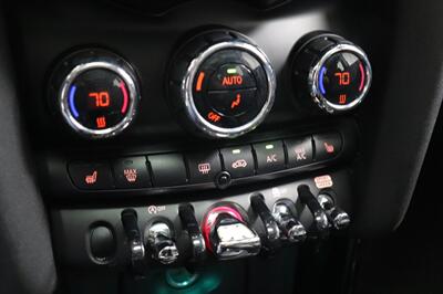2020 MINI Cooper S - Photo 29 - Jacksonville, FL 32211